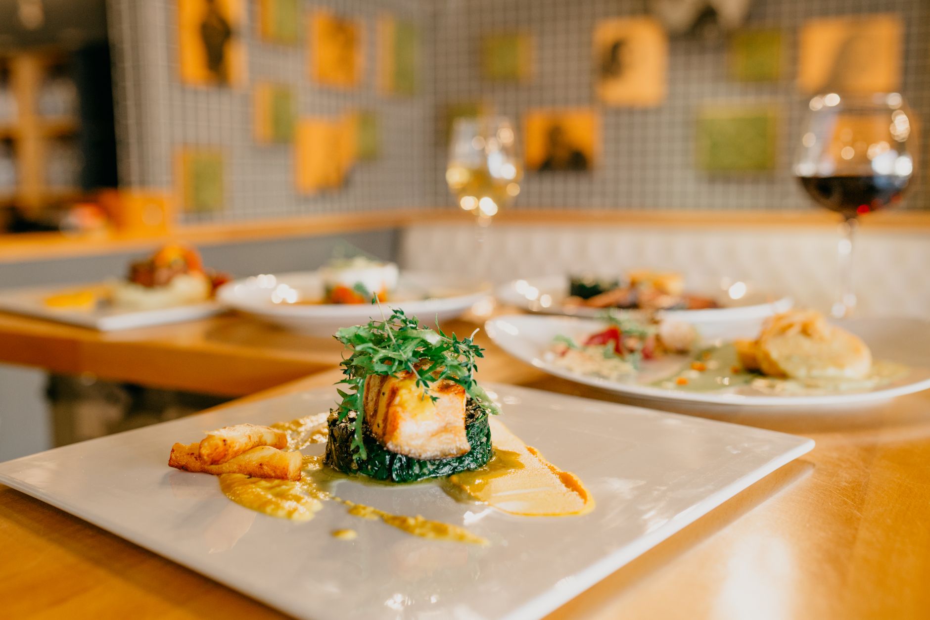 Dockside Dining
